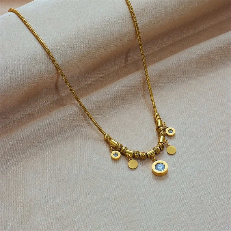 ROMANS GOLD NECKLACE