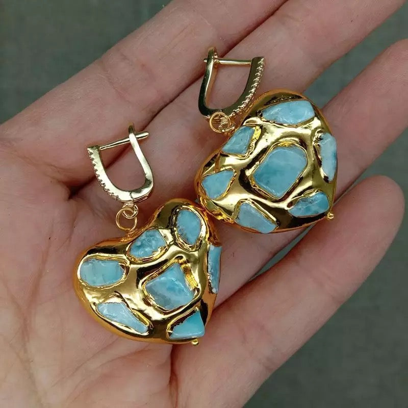 HEARTS OF GOLD (Larimar)