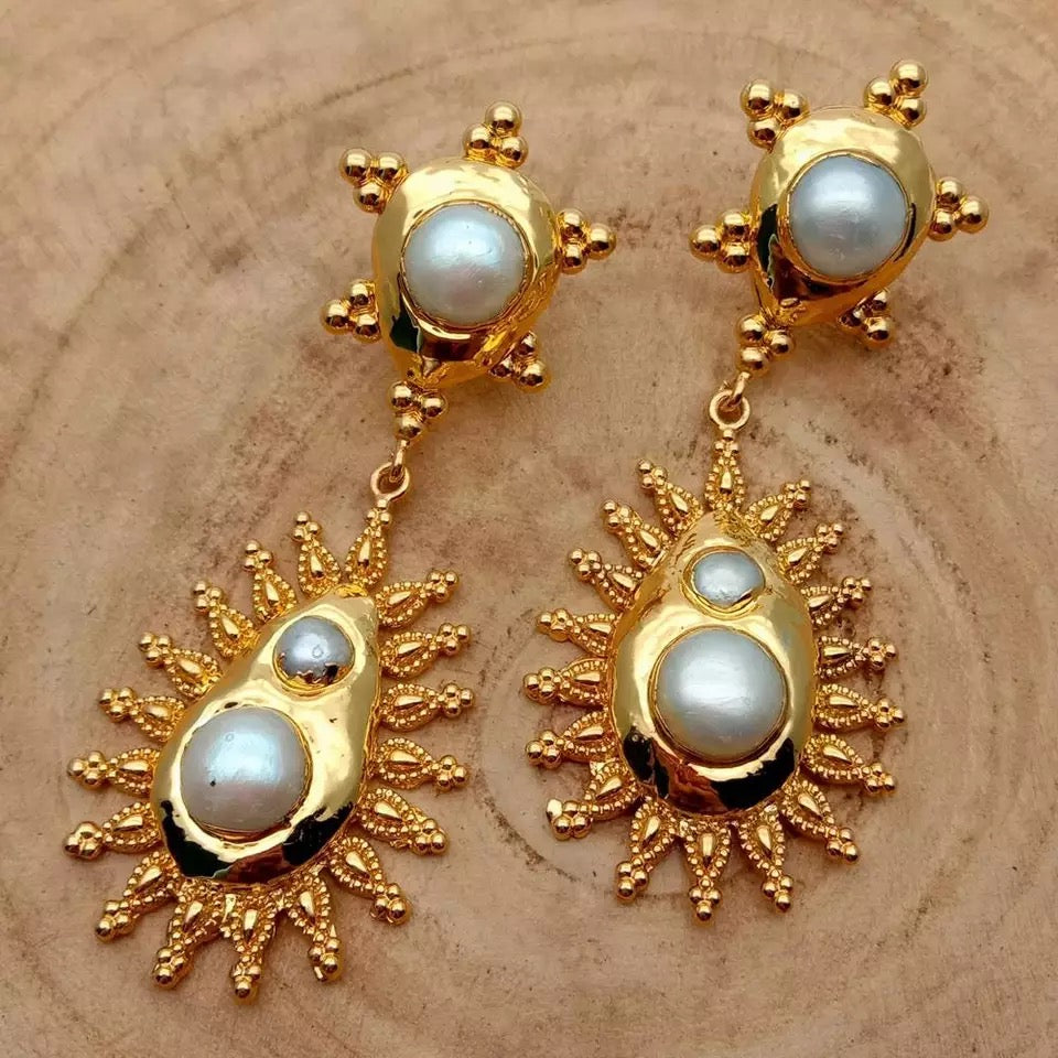 11 AHANA DROP EARRING