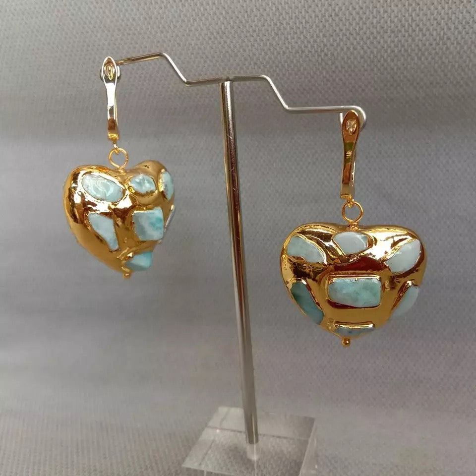 HEARTS OF GOLD (Larimar)