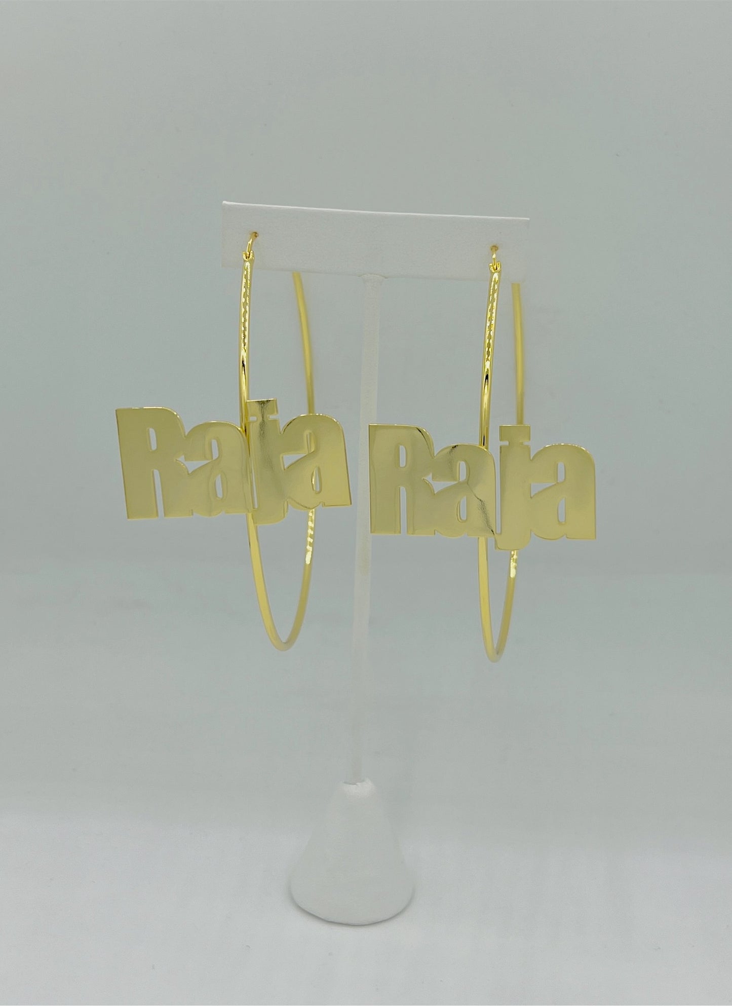 FRONT FACING NAME PLATE HOOPS